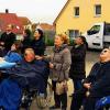 Gespannte Erwartung: Die künftigen Bewohner des Hauses Arche II in Rottenbauer.
