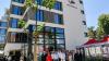 Reges Interesse bei der Eröffnungsfeier des Marie-Juchacz-Haus der AWO: Die Senioreneinrichtung in der Zellerau macht durch ein besonderes Konzept und ihre moderne Architektur auf sich aufmerksam.