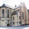 Die Burkarder Kirche, vorn der Durchgang unter dem Altarraum. Die Burkarder Kirche, vorn der Durchgang unter dem Altarraum.