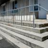 Die Stacheltreppe ist entschärft:  Die Metallspitzen auf der Treppe in Würzburger Stadtteil Grombühl wurden am Dienstagvormittag entfernt.