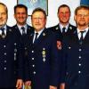 Treue Feuerwehrler: OB Kay Blankenburg (links) freute sich mit den geehrten Helmut Krampert und Ralf Schmitt (30 Jahre aktiv), Peter Kühnlein (Ehrenmitglied), dem stellvertretenden Kommandant Robert Goll, Bernd Beck (Ehrenmitglied) und Kommandant Gregor Metz.
