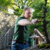 Gärtner mit Vorstellungskraft: Matthias Hübner in seinem Bonsai-Garten. Gärtner mit Vorstellungskraft: Matthias Hübner in seinem Bonsai-Garten.
