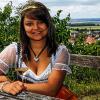 Premiere: Karina Pfister ist als erste Oberschwarzacher Marktgemeinde-Weinprinzessin für alle vier örtlichen Lagen als Repräsentantin unterwegs. Am Samstag eröffnet sie das Marktplatz-Weinfest.