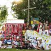 (rt)   Auch in diesem Sommer hatte der Kreisjugendring (KJR) Kitzingen zum Ferienzeltlager auf dem Zeltplatz Hutzelmühle in der Nähe von Geiselwind eingeladen. Rund 40 Jungen und Mädchen zwischen sieben und zehn Jahren starteten so mit einer spannenden Woche in die Ferien. Dieses Jahr stand alles unter dem Thema „Märchen“. Das Betreuerteam um Nicole Hettrich und Philipp Stenglin bot ein abwechslungsreiches Programm, geht aus der Mitteilung des Kreisjugendrings hervor. Täglich gab es auch ein Bastelangebot. Hier fertigten die Kinder Schwerter, Helme und Kronen, Märchenschlösser, Masken und Handpuppen. Daneben sorgten Spiele wie die Chaos- und die Geländerallye sowie die Nachtwanderung für Stimmung. Diese wurde am Abschlussabend übertroffen, als es für alle Teilnehmer hieß: „Schlagt die Betreuer“. Vorbild war Stefan Raab aus der Fernsehsendung. Bilder der Freizeit auch auf der Homepage des KJR: www.kjr-kitzingen.de