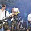 „Heavy Volxmusik“: Die Troglauer Buam begeisterten rund 1900 Gäste im Röttinger Festzelt.
