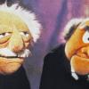 Chef-Nörgler: Waldorf (links) und Statler aus der „Muppet Show“. Die zwei alten Herren lästerten und schimpften sich von ihrer Theaterloge aus zu großer Berühmtheit.