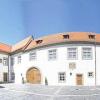 Veranstaltungsraum im Panorama-Format: Der Innenhof des Deutschherrenschlosses wird mehr und mehr vom Kommunalunternehmen Kultourismus für Großveranstaltungen genutzt. Dementsprechend steigen auch die Betriebskosten, die der Stadtrat als finanzielles Risiko mittragen muss.