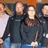 Treffsicheres Trio: Schützenmeister Paul Knaier (von links) gratulierte Steffen Schuhmann, Jana Schlesinger und Torsten Wolf zu ihren Erfolgen.