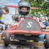 Da hört man doch den Motor röhren! Heiße Kistse am Start des Seifenkistenrennens auf der Wittelsbacherstraße.PATTY VARASANO