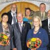 (wig)   Der Gesangverein Gochsheim ehrte langjährige Mitglieder.  Mit Geschenken, Urkunden und Ehrennadeln aus den Händen des Vorsitzenden des Gesangvereins  Hans-Joachim Muck  sowie Wolfgang Sittler, dem Vorsitzenden der Sängergruppe Schweinfurt-Land, wurden langjährige Mitglieder ausgezeichnet. Für 50 Jahre aktives Singen wurde Robert Thomas und für zehn Jahre aktives Singen Gaby Schlereth und Gudrun Strauss geehrt. Inge Vorndran wurde für 25 Jahre Mitgliedschaft, Max Stahl und Gertrud Werb wurden für 40 Jahre Mitgliedschaft im Gesangverein ausgezeichnet. Für Unterhaltung sorgte der Vortrag der zweiten Vorsitzenden Ingrid Hellmann über 135 Jahre Gesangverein 1879 Gochsheim, sowie eine Bildershow aus früherer Zeit, welche von Kurt Pfister zusammengestellt wurde. Im Bild hintere Reihe von links Hans-Joachim Muck, Ingrid Hellmann, Max Stahl, vorne Gudrun Strauss, Robert Thomas, Inge Vorndran und Wolfgang Sittler. Es fehlen Gertrud Werb und Gaby Schlereth.