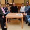 Vor großen Aufgaben: der alte Vorstand des Gaubüttelbrunner Anna-Vereins mit (von links) Christine Zehnter, Stefan Herrmann, Gertrud Hammond und Simone Derr und das neue Führungsgremium mit Pfarrer Hans Thurn, Schriftführerin Sandra Haaf, den beiden Vorsitzenden Volker Derr und Stefan Lesch sowie Kassierin Regina Käßmann.
