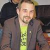 (rw)   In der Gemeinderatssitzung Mainstockheim wurde das neue Ratsmitglied Thomas Popp (Freier Bürgerblock) vereidigt. Der 25-jährige Fachinformatiker nimmt den Platz des im Februar zurückgetretenen Dieter Burlein ein. Die Vereidigung nahm die zweite Bürgermeisterin Nadja Seystahl vor, die am Donnerstag erstmals eine Ratssitzung leitete, nachdem Bürgermeister Karl-Dieter Fuchs sich kurz vor der Sitzung entschuldigt hatte. Ein Bericht über die Sitzung folgt in unserer nächsten Ausgabe.