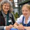 Ein gutes Team: Steuerberaterin Angelika Manger (links) möchte auf ihre Kollegin Anna nicht mehr verzichten.