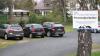 Mit Schotter wurde für die Mitarbeiter der Klinikverwaltung am ehemaligen Krankenhaus kurzerhand ein eigener Privatparkplatz angelegt. Mit Schotter wurde für die Mitarbeiter der Klinikverwaltung am ehemaligen Krankenhaus kurzerhand ein eigener Privatparkplatz angelegt.