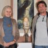 In der Kunst-im-Turm-Ausstellung im Spessartmuseum sind derzeit einige Werke von Dagmar Schad und Matthias Braun zu sehen, unter anderem das Acrylbild "Nacht" (Schad) und die Alabastergips-Skulptur "Schlaf".