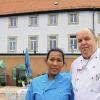 Gepachtete Tradition: Sirikorn und Herbert Priestner führen die Klosterschänke auf dem Volkersberg.