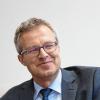 Der Neue: Michael Schmitt folgt im Deutschhaus-Gymnasium Norbert Baur nach.