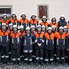 (hof)   Drei Gruppen der Feuerwehr Schnackenwerth absolvierten unter den kritischen Augen von Kreisbrandinspektor Reinhold Achatz sowie den Kreisbrandmeistern Thomas Heffels und Roland Beyfuß die Leistungsprüfung „die Gruppe im Löscheinsatz“ erfolgreich. Dabei mussten neun Mann in der Höchstzeit von 180 Sekunden einen Löschangriff mit drei Strahlrohren aufbauen. Hinzu kamen noch Gerätekunde und Knoten. Gemeinderat Sebastian Hauck dankte für das ehrenamtliche Engagement. Die Höchststufe Gold-Rot erhielten Stefan Kempf, Raphael Köhler, Jürgen Treutlein, Philipp Groß, Thomas Groß  und Michael Treutlein. Die Stufe Gold-Blau absolvierten Steffen Treutlein, Paul Neumann, Michael Schamberger und Fabian Ziegler. Gold gab es für Adrian Walter, Dominik Hauck, Benedikt Walter, Kai Groß und Jochen Treutlein. Silber bekamen Markus Walter, Michael König, Jonas Benini und Manuel Treutlein. Bronze gab es für Tom Gumpert, Moritz Hartlaub, Jakob Fuchs, Marcel Mühl und Henri Groß.