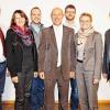 Ewald Simon (Mitte) ist Bürgermeisterkandidat des SPD-Ortsverbandes Bischofsheim. Glückwünsche und Unterstützung sagten zu von links: Kreisrat Albrecht Finger, SPD Landtagsabgeordnete Kathi Petersen, Matthias Kihn (Vorsitzender des SPD-Unterbezirks Rhön-Haßberge), SPD-Ortsverbandsvorsitzender Martin Eisenmann, SPD Bundestagsabgeordnete Sabine Dietmar und Kreisvorsitzender René van Eckert.