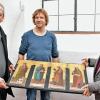 In den vergangenen Wochen wurde das „Dokumentationszentrum Sankt Michaelskapelle“ eingerichtet, unter anderem von: (von links) Domkapitular Jürgen Lenssen, Christoph Deuter und Pfarrer Stephan Eschenbacher (mit einem Bild der vier Evangelisten). In den vergangenen Wochen wurde das „Dokumentationszentrum Sankt Michaelskapelle“ eingerichtet, unter anderem von: (von links) Domkapitular Jürgen Lenssen, Christoph Deuter und Pfarrer Stephan Eschenbacher (mit einem Bild der vier Evangelisten).