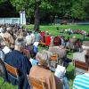 500 Christen beteten, lachten und sangen bei der traditionellen Fronleichnamsfeier der evangelischen Kirche am Jahnsplatz.
