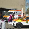 Segnung der Fahrzeuge vor der Josefskirche.