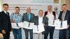 Professor Richard Balling (von links) vom Staatsministerium für Ernährung, Landwirtschaft und Forsten mit den Preisträgern aus dem Landkreis Main-Spessart: Andreas Staab (Partenstein), Berthold Loschert (Steinfeld), Franz Köhler vom Biolandhof Köhler (Gemünden-Seifriedsburg), Arnold Fasel von der Höschter Brennerei (Gemünden-Hofstetten) und Hubert Fröhlich aus Gemünden-Aschenroth, Vorsitzender des Fränkischen Klein- und Obstbrennerverbandes.