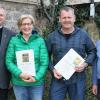 Das Foto zeigt von links: Pfarrer Werner Kirchner, Christa Seifert, Klaus Eusemann und Kirchenpfleger Joachim Beringer.