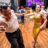 Auch auf der Tanzfläche wurde das Lebensgefühl der 1950er und 1960er Jahre heiß gefeiert, getreu dem Motto des Rockabilly-Festivals: „Get Rhythm Go Wild“. Auch auf der Tanzfläche wurde das Lebensgefühl der 1950er und 1960er Jahre heiß gefeiert, getreu dem Motto des Rockabilly-Festivals: „Get Rhythm Go Wild“.