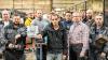 Würzburg, Der afghanische Flüchtling Abdulhai Atai war Mitarbeiter der Fa. Metz und soll jetzt abgeschoben werden. Die Mitarbeiter der Firma, zu allererst Teilhaber und Ausbilder Thomas Baunach, stellen sich hinter ihren Kollegen.