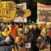 Beim Besuch von Angela Merkel in Würzburg gab es vor dem CCW eine Demonstration gegen die Abschiebung nach Afghanistan.
