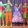 „Streckt die Hände, Daumen hoch!“ Nicht nur beim Mitmachlied herrschte bei der Wegfurter Kinderprunksitzung beste Stimmung.