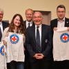 Drei neue Mitglieder sind am Abend der Gründungsversammlung neu zur Wasserwacht Uffenheim gekommen. Im Bild (von links): Helene Huhn, Karl-Heinz Saß, Verena Huhn, Gerhard John, Mathias Nestmeier, Bürgermeister Wolfgang Lampe, Ralph Engelbrecht und Bernd Schnizlein.