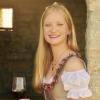 Weinprinzessin Anna Danzberger freut sich auf Gäste bei der Weinwanderung in Zeilitzheim am Pfingstsonntag.