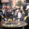 Hungrig musste beim Oktobermarkt in Karlstadt keiner bleiben: Leckere Hamburger gab es beispielsweise beim Stand der Metzgerinnung.