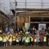 Richtfest im neuen Kindergarten: Im Frühjahr 2018 soll das 3,8 Millionen teure Bauwerk in Unterpleichfeld fertig sein. Die Elektriker können die Arbeiten jetzt beginnen.