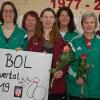 Meister der Bezirksoberliga, die Keglerinnen der Spielgemeinschaft Lauertal, bestehend aus Sportlerinnen des TSV Maßbach und von den Kegelfreunden Niederlauer: Spielführerin Melanie Schöller (von links, TSV Maßbach), Anja Greb (KF Niederlauer), Jessica Katzenberger (Niederlauer), Sabine Meyer (Maßbach), Heike Schulz (Maßbach), Karin Stürmer (Niederlauer), Marianne Katzenberger (Niederlauer), Susanne Meyer (Maßbach), Daniela Meyer (Maßbach) und Stefanie Mutz (Niederlauer).