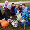 Die  AG-Natur-Gruppe „Jugendarbeit macht Schule“ der Grundschule Waldbüttelbrunn leistete einen Beitrag zur sauberen Natur.