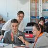 Oberstudienrätin Annette Zimmermann (hinten links) wird bei der Ausbildungsrichtung Agrarwirtschaft, Bio- und Umwelttechnologie das Profilfach Biologie an der FOS Marktheidenfeld unterrichten.