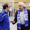 Trainer unter sich: Dragoslav Stepanovic (rechts) im Gespräch mit Thomas Redelberger