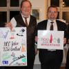 1100 Jahre Wiesentheid wird in diesem Jahr gefeiert. Zum Auftakt trugen (von links) Volker Zink und Andreas Liebald Auszüge aus der Geschichte des Orts hervor, was nicht nur Bürgermeister Werner Knaier und Pater Christoph vom Kloster in Münsterschwarzach, dem ehemaligen Standesherrn, gefiel.