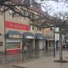 In die Räume des früheren Kupsch am Georg-Wichtermann-Platz kommt bald ein Tedi-Markt. Nicht alle Baustadträte finden das gelungen.