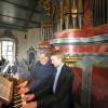 Zum Auftakt des Jubiläumsjahres der Bücholder Pfarrkirche gaben Bernd Seelbach und sein Schüler Florian Schwing (von links) ein würdiges Orgelkonzert.
