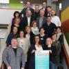 Dieses Team aus Lehrkräften und Sponsoren hat die Veranstaltungsreihe LesART in Karlstadt auf die Beine gestellt.