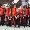 Medaillensegen für das Arena Kampfsportzentrum Bad Neustadt. (von hinten links): Anatoli Mastel (Coach), Markus Eglmeier, Dominik Schmitt, Jonas Kissner, Lukas Soltysek, Sina Erhard, Steven Glover (Trainer). Vorne stehen Lina Fey (links) und David Golowin.