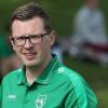 Christian Golden hat den Frickenhäuser Fußballerinnen auch mit Hilfe selbst gedrehter Videos auf die Sprünge zu helfen versucht.