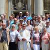 Die Pilgergruppe aus der Pfarreiengemeinschaft Kreuz Christi Eisingen-Kist-Reichenberg-Waldbrunn vor der Wallfahrtskirche in Lichen Stary.  Foto: Dietmar Kiesel