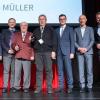 Zweimal 200 Blutspenden in Würzburg. Geehrt wurden (Dritter von links) Johann Maennling und Udo Müller, (Vierter von links, KV Rhön-Grabfeld). Gratulanten waren der Regierungspräsident Eugen Ehmann (links), der Vorsitzende des BRK-Bezirksverbandes Unterfranken, Bernd Weiß (Zweiter von links) sowie die BSD-Geschäftsführer Franz Weinauer (Zweiter von rechts) und Georg Götz (Dritter von rechts) sowie Moderator Michael Sporer (rechts). Zweimal 200 Blutspenden in Würzburg. Geehrt wurden (Dritter von links) Johann Maennling und Udo Müller, (Vierter von links, KV Rhön-Grabfeld). Gratulanten waren der Regierungspräsident Eugen Ehmann (links), der Vorsitzende des BRK-Bezirksverbandes Unterfranken, Bernd Weiß (Zweiter von links) sowie die BSD-Geschäftsführer Franz Weinauer (Zweiter von rechts) und Georg Götz (Dritter von rechts) sowie Moderator Michael Sporer (rechts).