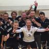 Nach der erfolgreichen Heimpremiere gegen Leipzig kennt die Freude bei den Volleyballern des TSV Eibelstadt kaum Grenzen. Für den Sieg sorgten: Benedikt Gogolin, Julian Peisker, Hauke Wagenhäuser, Moritz Giehl, Yorick Gehrlicher, Tim Schumacher und Stefan Böhm (hinten von links) und Leo Jacob, Friedrich Fell, Peter Hofmann und Philipp Fäth (vorne von links).