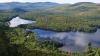 Wälder, Berge und Seen soweit das Auge reicht – hier im Mont-Tremblant National Park in der kanadischen Provinz Quebec.